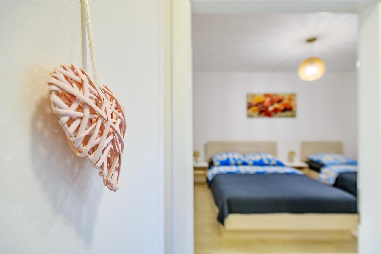 Modern Old Town - Apartamento
